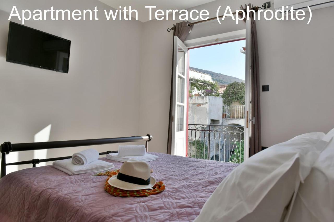 Hydra Port Apartments Buitenkant foto